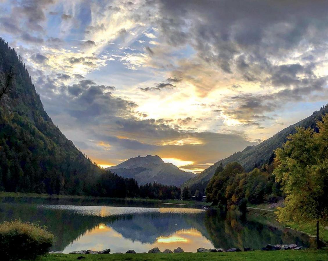 Micro-Lodge, Le Petit Nid D'Amour Montriond Exterior foto